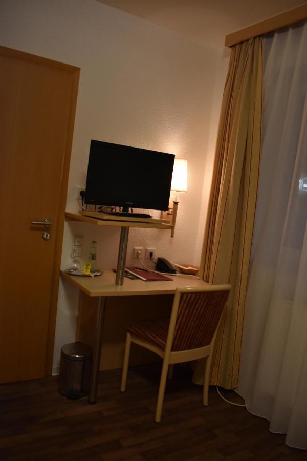 Hotel Alte Post Остбеверн Экстерьер фото